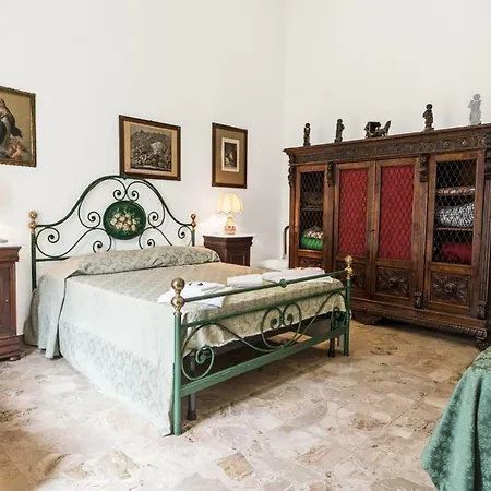 B&B Graziani Relais Naples Exterior photo